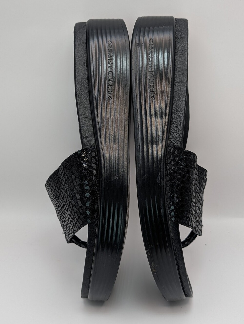 Donald J. Pliner Fifi Embossed Slide Sandals - Picture 6 of 12